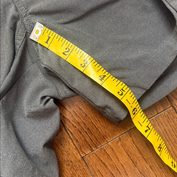 KUHL Women's Gray Nylon Chino Shorts Size 6 belt loops hiking walking athletic l - Picture 10 of 13